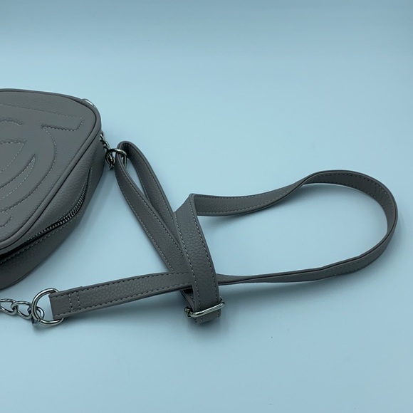 Bebe Gray crossbody purse - Picture 10 of 11